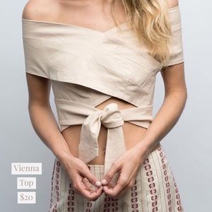 ASTR Wrap Top